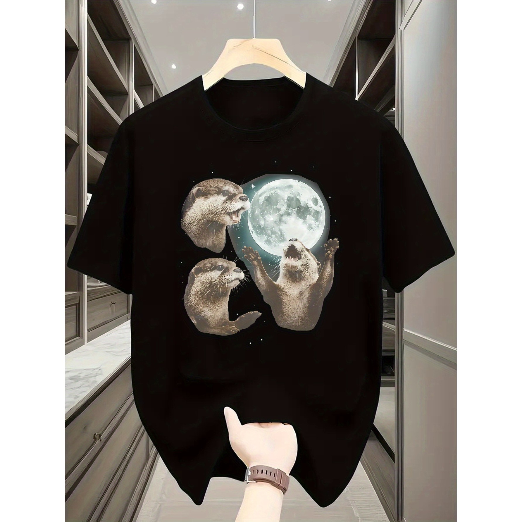 Playful Otters Under Moonlight - Undershirt Crew Neck บทวิจารณ์และราคา